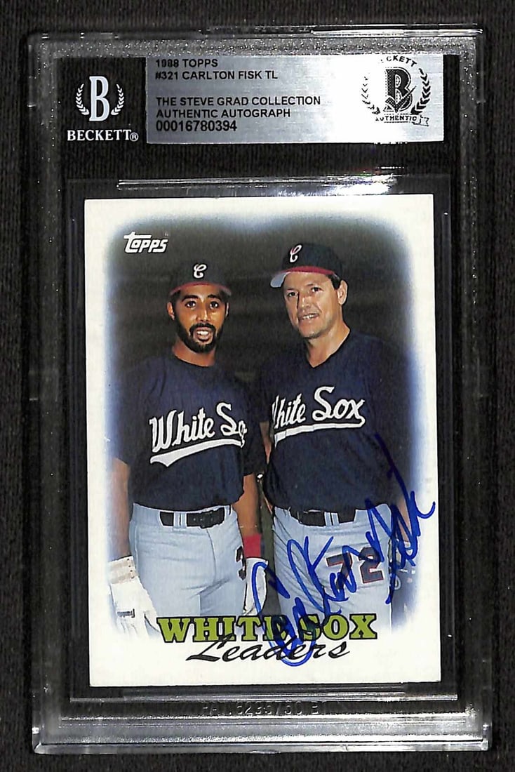 Beckett Authenticated Carlton Fisk Autographed 1988 Topps 321 Baseball Card (1 of 1)