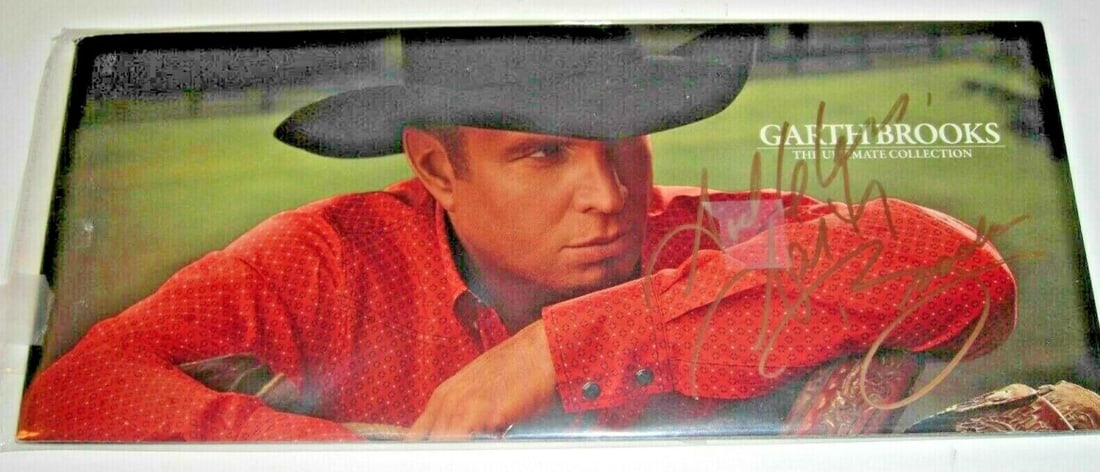 Signed Garth Brooks CD Booklet The Ultimate Collection with COA (1 of 1)