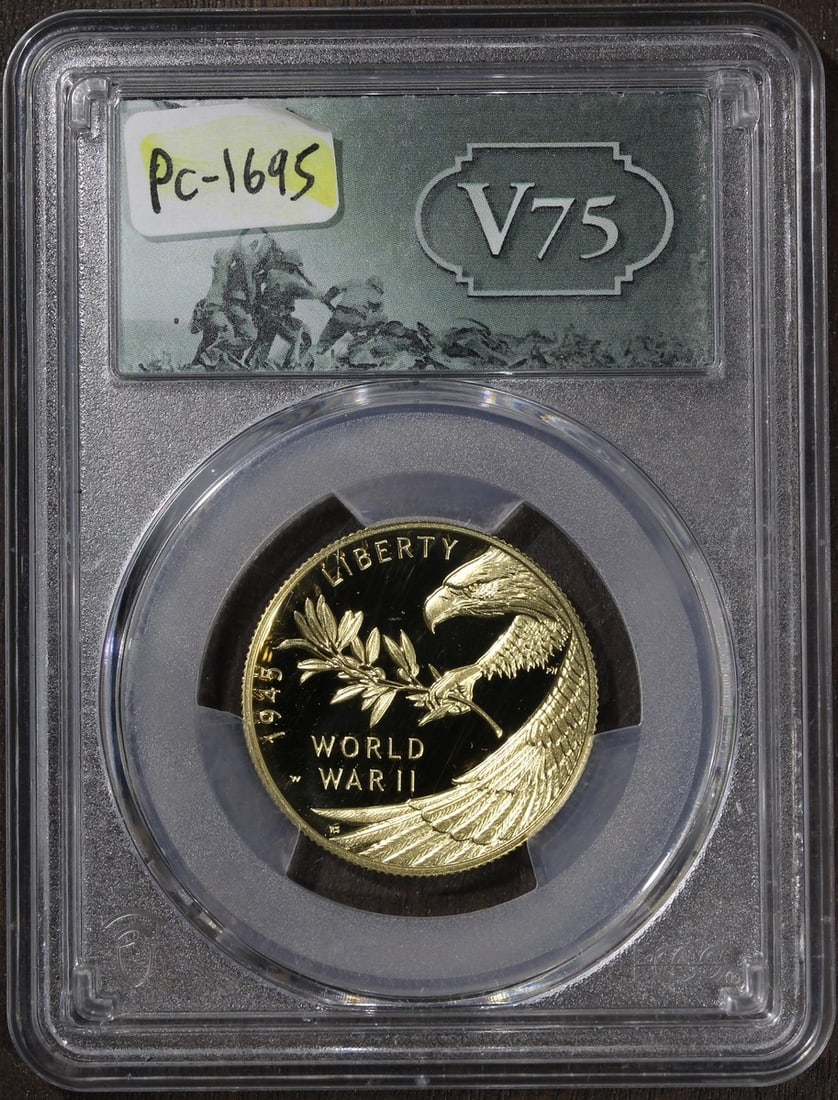 2020-W US Mint V75 WWII Anniversary $25 Gold Coin PCGS PR70 FS (1 of 2)