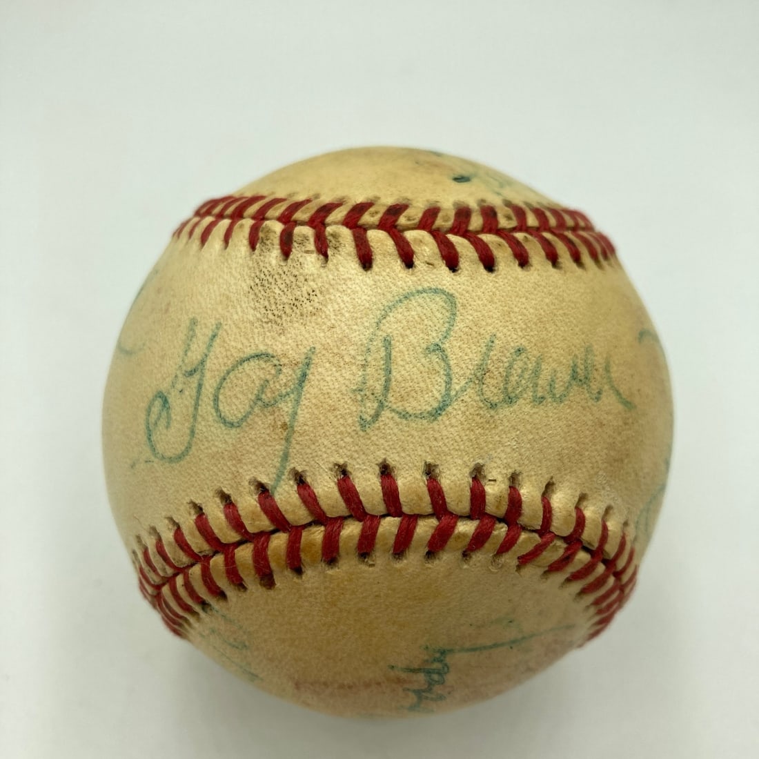 PGA Golf Legends Autographed Baseball JSA COA Weiskopf Pate Snead: PGA Golf Legends Autographed Baseball JSA COA Weiskopf Pate Snead Original PGA golf legends multi-signed baseball featuring signatures from Tom Weiskopf, Tommy Bolt, Gay Brewer, Jerry Pate, and Snead,