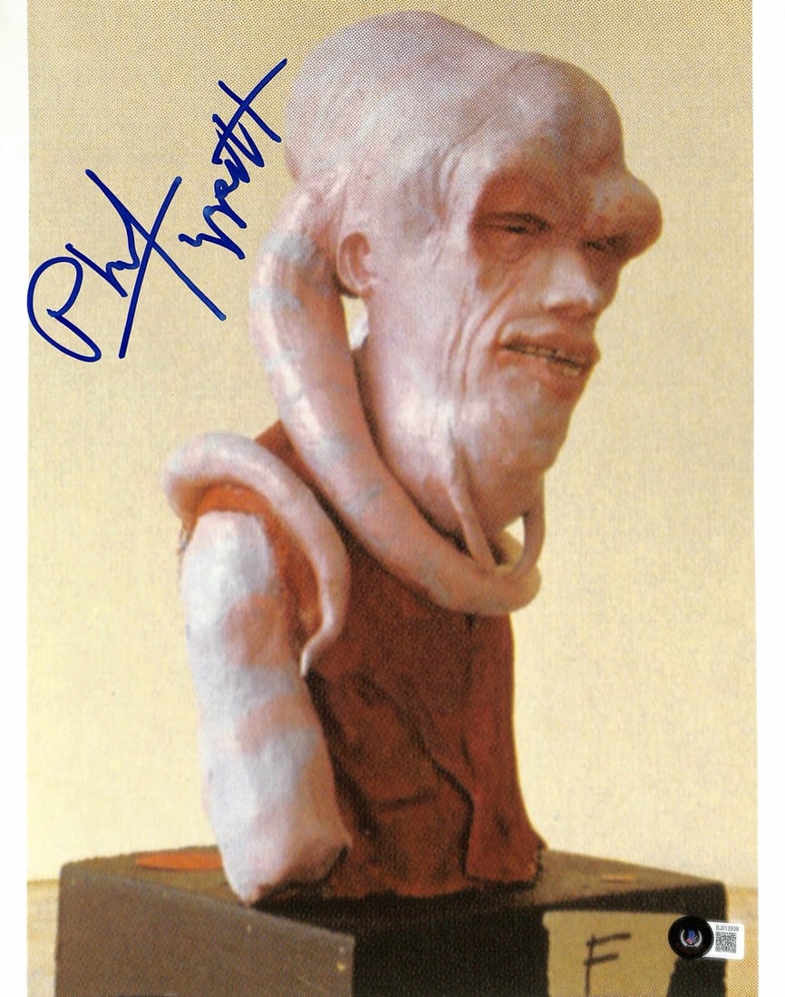 Beckett Certified 11x14 Bib Fortuna Star Wars ROTJ Photo Signed by Phil Tippett: Beckett Certified 11x14 Bib Fortuna Star Wars ROTJ Photo Signed by Phil Tippett Original 11x14 color photograph from Star Wars Return of the Jedi featuring Phil Tippett working on Bib Fortuna filming,