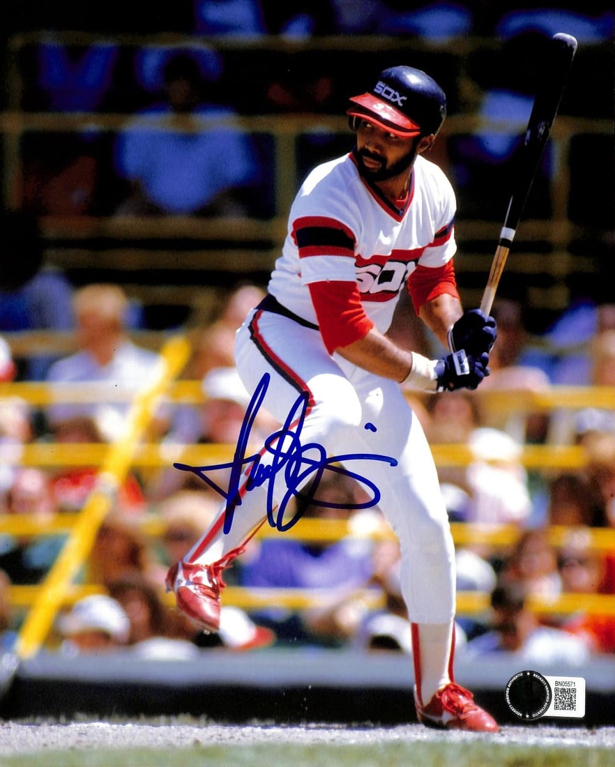 Beckett Certified Harold Baines White Sox 8x10 Signed Photo (1 of 1)