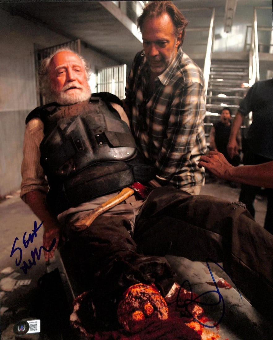 The Walking Dead 11x14 photo signed by Scott Wilson and Greg Nicotero Beckett (1 of 1)