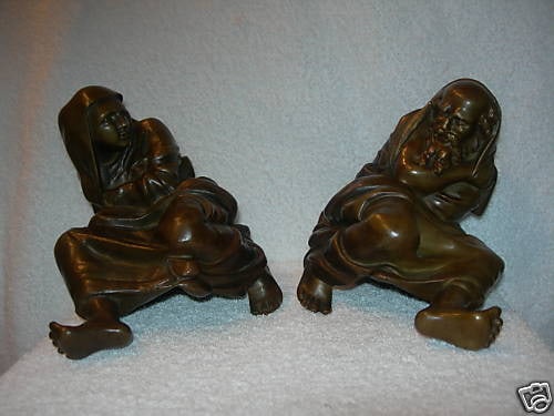 Pair of 19th Century French Orientalist Bronze Figurines Signed: Pair of 19th Century French Orientalist Bronze Figurines Signed Magnificent pair of original 19th century French Orientalism bronze figurines. The set features one figure depicting an older man in Ara