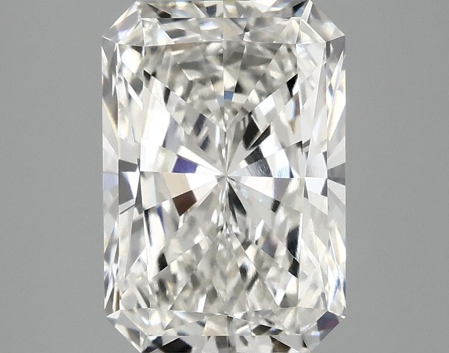 Loose Diamond - RADIANT 3.02ct G VVS2: Loose Diamond - RADIANT 3.02ct G VVS2 Source: This is a real non-mined Diamond that has been grown in a lab Shape: RADIANT Carats: 3.02 Color: G Clarity: VVS2 Certification: IGI Video: