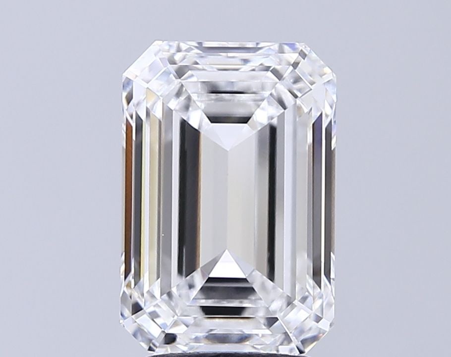 Loose Diamond - EMERALD 4.54ct D VVS2: Loose Diamond - EMERALD 4.54ct D VVS2 Source: This is a real non-mined Diamond that has been grown in a lab Shape: EMERALD Carats: 4.54 Color: D Clarity: VVS2 Certification: IGI Video: