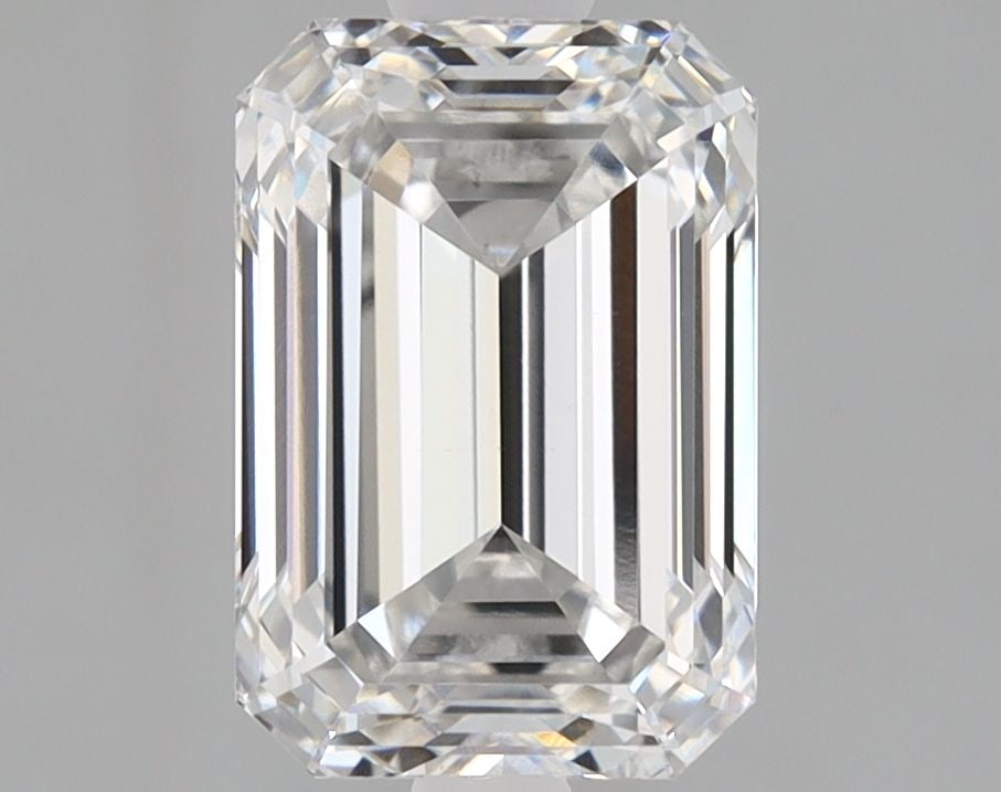 Loose Diamond - EMERALD 1.76ct E VS1: Loose Diamond - EMERALD 1.76ct E VS1 Source: This is a real non-mined Diamond that has been grown in a lab Shape: EMERALD Carats: 1.76 Color: E Clarity: VS1 Certification: IGI Video: Video Link