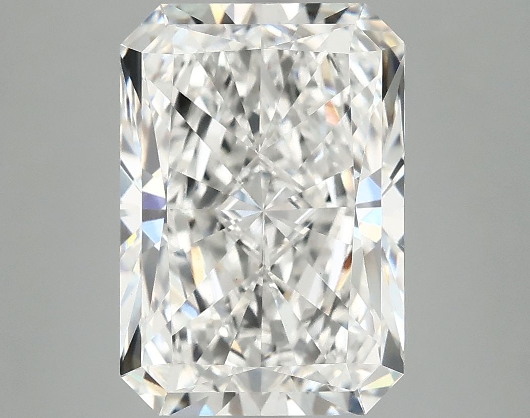 Loose Diamond - RADIANT 5.02ct F VVS2: Loose Diamond - RADIANT 5.02ct F VVS2 Source: This is a real non-mined Diamond that has been grown in a lab Shape: RADIANT Carats: 5.02 Color: F Clarity: VVS2 Certification: IGI Video: Video Link