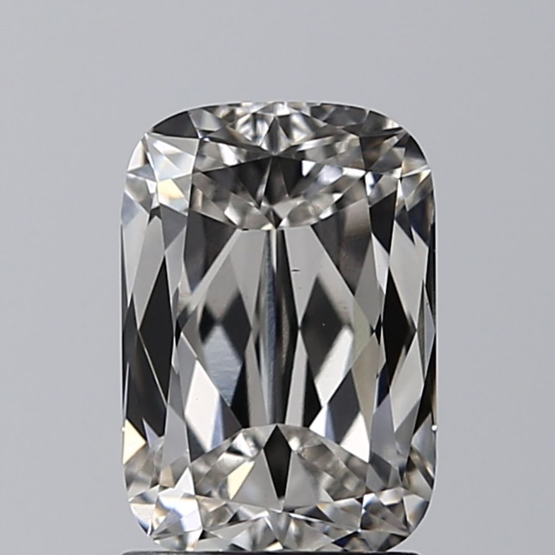 Loose Diamond - CUSHION BRILLIANT 1.56ct H VS1: Loose Diamond - CUSHION BRILLIANT 1.56ct H VS1 Source: This is a real non-mined Diamond that has been grown in a lab Shape: CUSHION BRILLIANT Carats: 1.56 Color: H Clarity: VS1 Certification: IGI