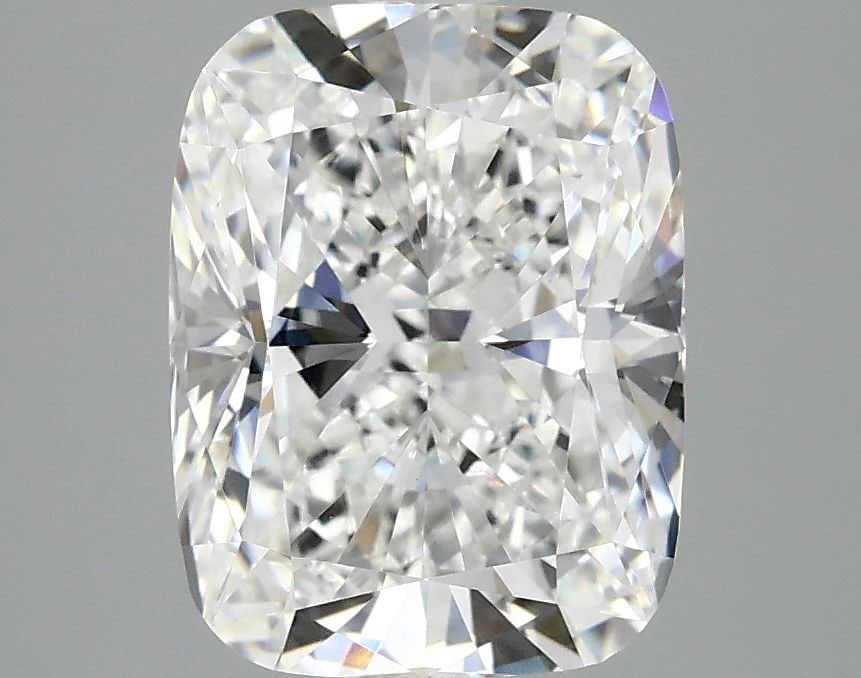 Loose Diamond - CUSHION MODIFIED 3.05ct E VS1: Loose Diamond - CUSHION MODIFIED 3.05ct E VS1 Source: This is a real non-mined Diamond that has been grown in a lab Shape: CUSHION MODIFIED Carats: 3.05 Color: E Clarity: VS1 Certification: IGI