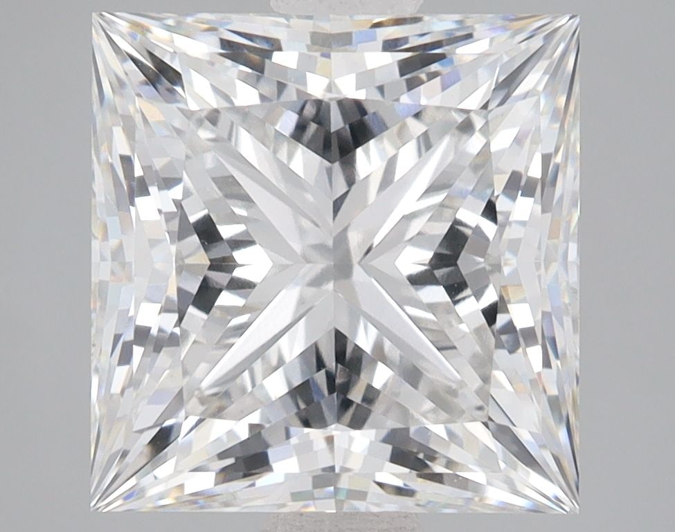 Loose Diamond - PRINCESS 4.4ct E VVS2: Loose Diamond - PRINCESS 4.4ct E VVS2 Source: This is a real non-mined Diamond that has been grown in a lab Shape: PRINCESS Carats: 4.4 Color: E Clarity: VVS2 Certification: IGI Video: