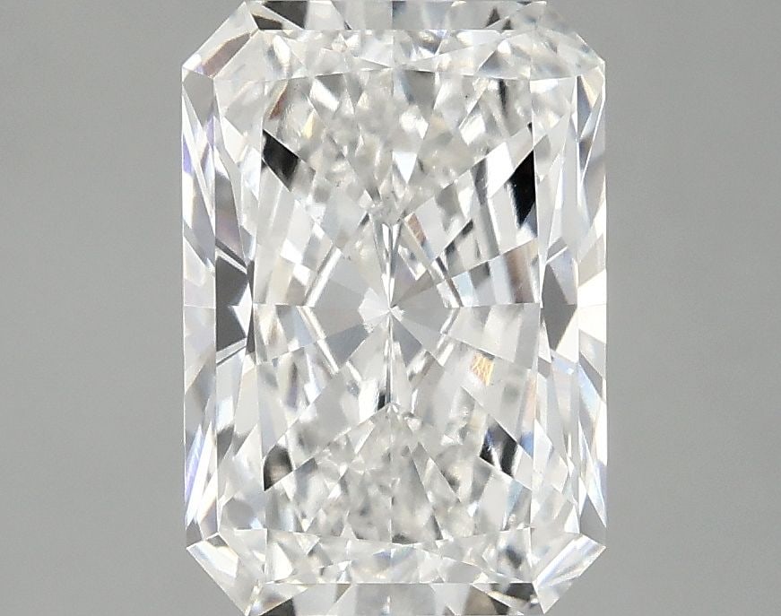 Loose Diamond - RADIANT 2.87ct E VS1: Loose Diamond - RADIANT 2.87ct E VS1 Source: This is a real non-mined Diamond that has been grown in a lab Shape: RADIANT Carats: 2.87 Color: E Clarity: VS1 Certification: IGI Video: