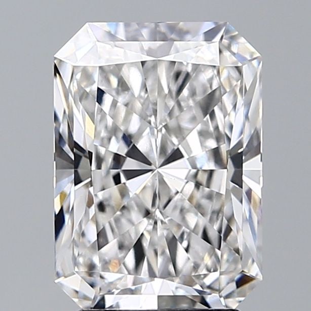 Loose Diamond - RADIANT 3.07ct D VS1: Loose Diamond - RADIANT 3.07ct D VS1 Source: This is a real non-mined Diamond that has been grown in a lab Shape: RADIANT Carats: 3.07 Color: D Clarity: VS1 Certification: IGI Video: