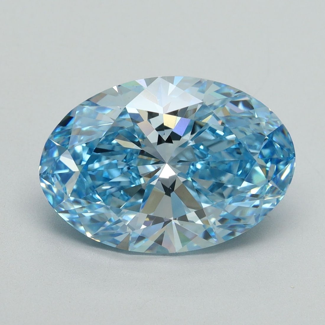 Loose Diamond - OVAL 5.05ct Fancy Vivid Blue VS1: Loose Diamond - OVAL 5.05ct Fancy Vivid Blue VS1 Source: This is a real non-mined Diamond that has been grown in a lab Shape: OVAL Carats: 5.05 Color: Fancy Vivid Blue Certification: IGI Video: