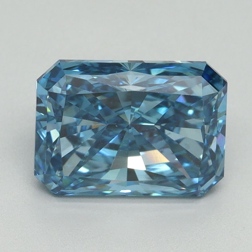 Loose Diamond - RADIANT 3.19ct Fancy Vivid Blue VS2: Loose Diamond - RADIANT 3.19ct Fancy Vivid Blue VS2 Source: This is a real non-mined Diamond that has been grown in a lab Shape: RADIANT Carats: 3.19 Color: Fancy Vivid Blue Certification: IGI Video: