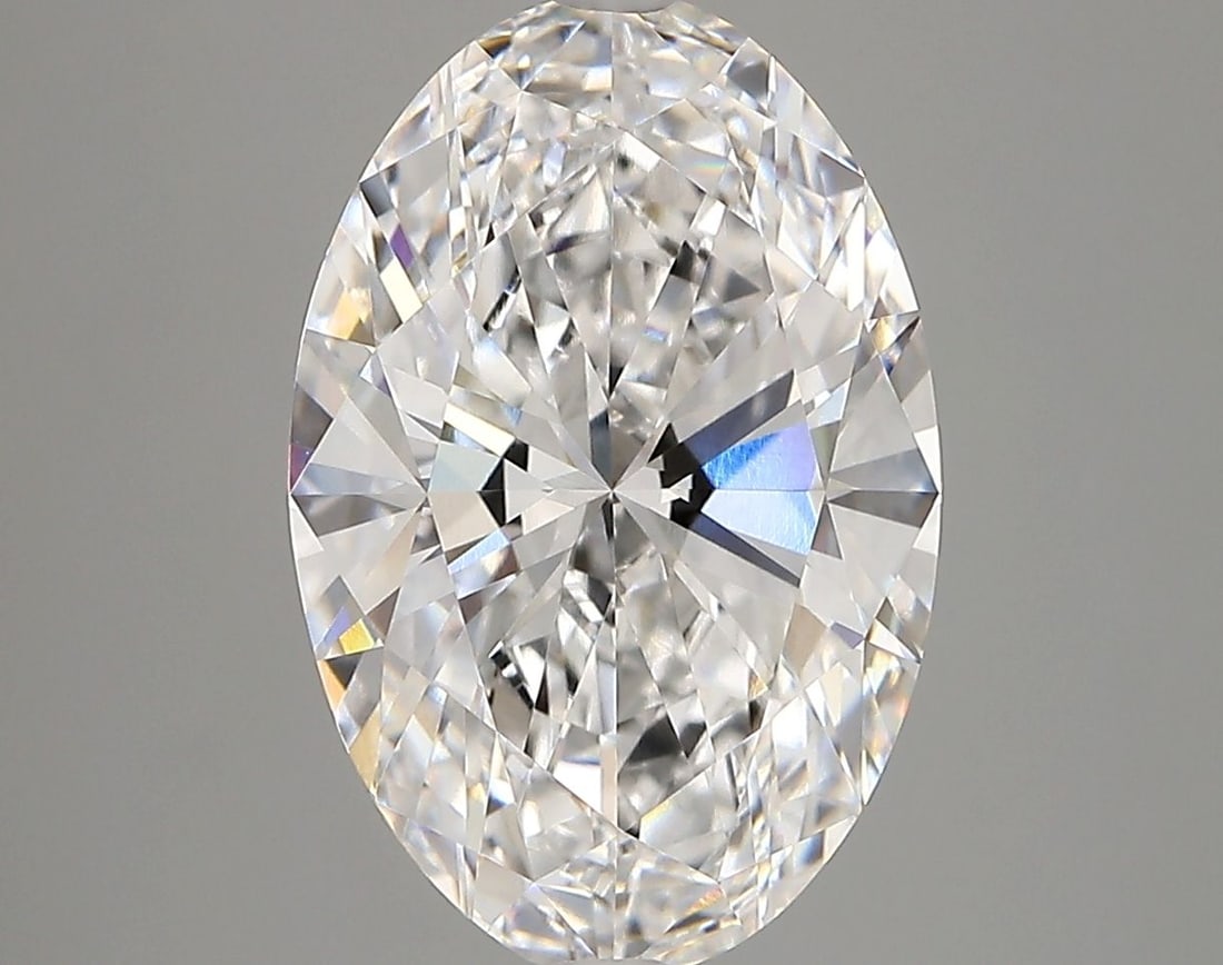 Loose Diamond - OVAL 4.43ct D VVS1: Loose Diamond - OVAL 4.43ct D VVS1 Source: This is a real non-mined Diamond that has been grown in a lab Shape: OVAL Carats: 4.43 Color: D Clarity: VVS1 Certification: IGI Video: