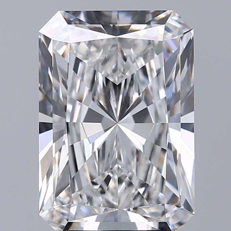 Loose Diamond - RADIANT 3.25ct D VVS1: Loose Diamond - RADIANT 3.25ct D VVS1 Source: This is a real non-mined Diamond that has been grown in a lab Shape: RADIANT Carats: 3.25 Color: D Clarity: VVS1 Certification: IGI Video: