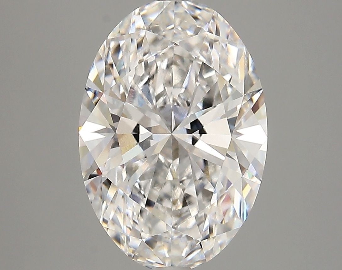 Loose Diamond - OVAL 3.84ct E VVS2: Loose Diamond - OVAL 3.84ct E VVS2 Source: This is a real non-mined Diamond that has been grown in a lab Shape: OVAL Carats: 3.84 Color: E Clarity: VVS2 Certification: IGI Video: