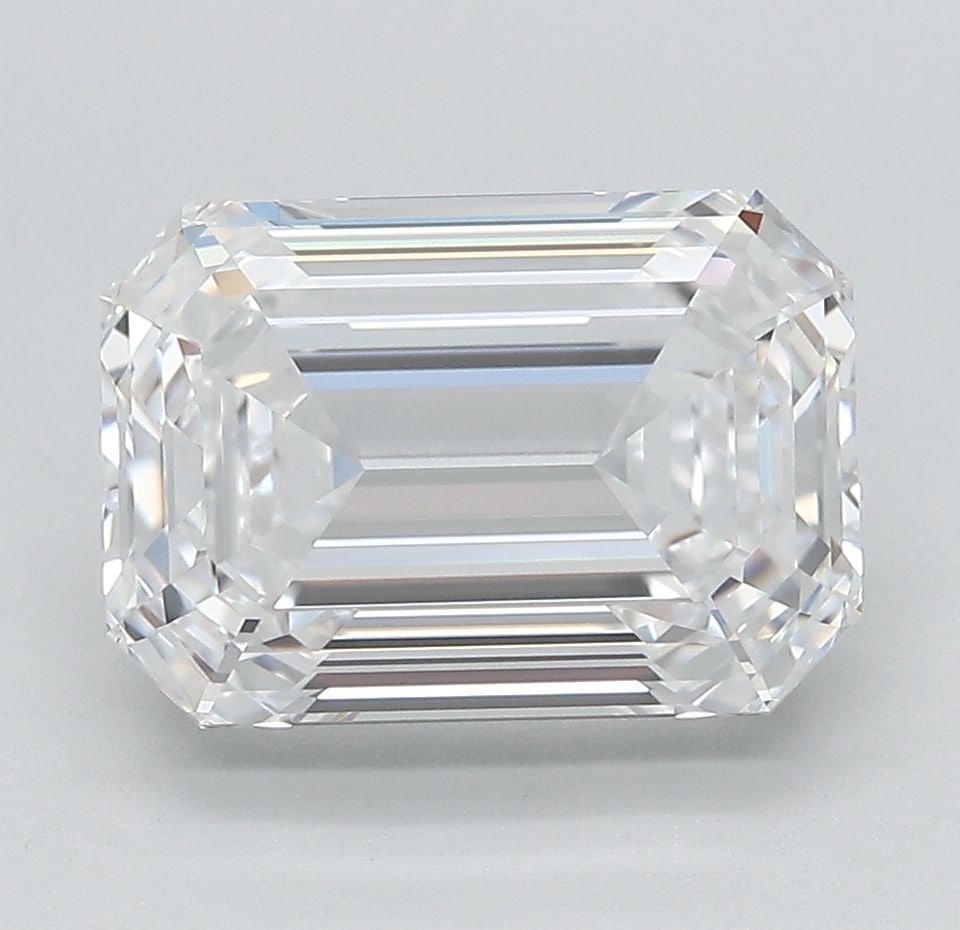 Loose Diamond - EMERALD 4.13ct D IF: Loose Diamond - EMERALD 4.13ct D IF Source: This is a real non-mined Diamond that has been grown in a lab Shape: EMERALD Carats: 4.13 Color: D Clarity: IF Certification: IGI Video: