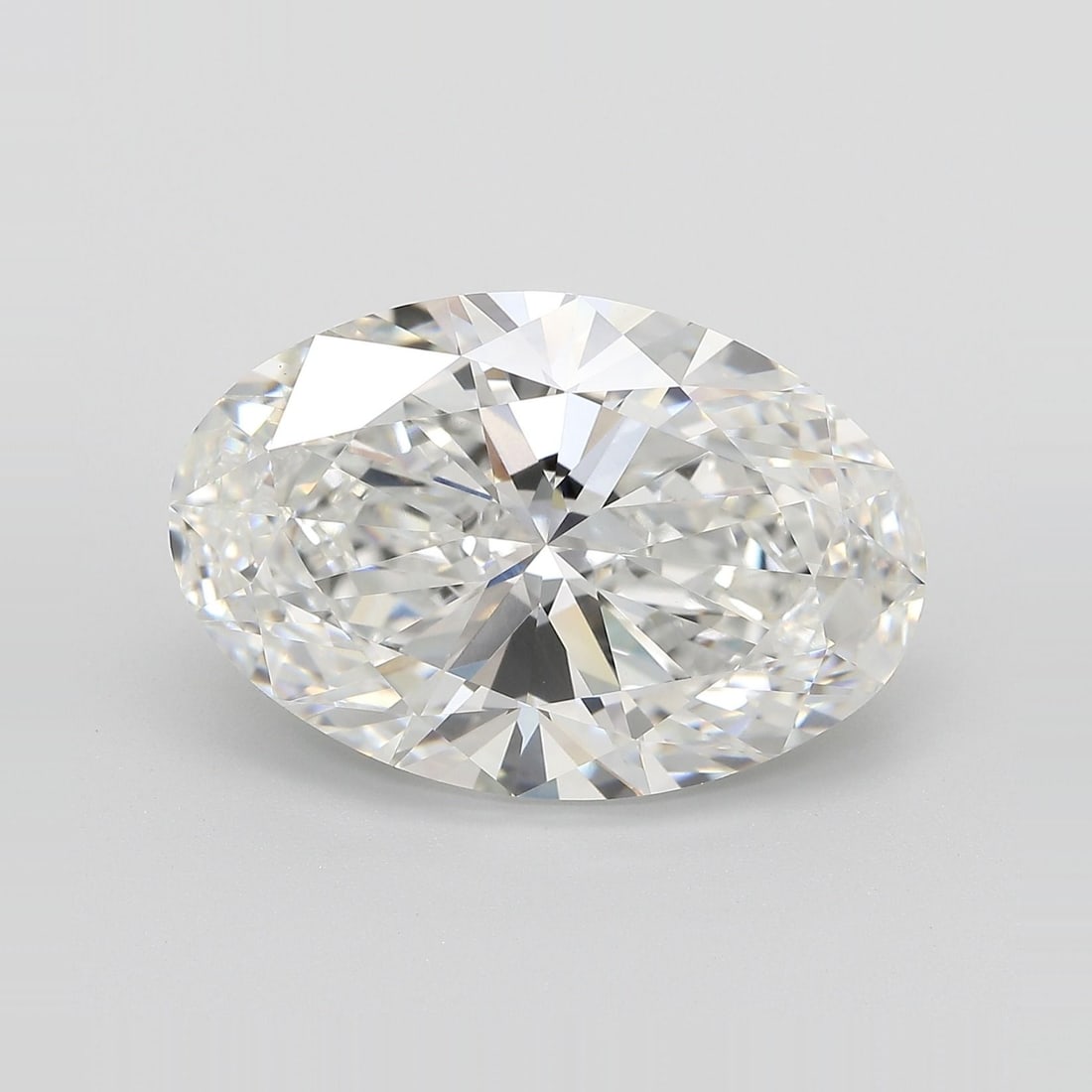 Loose Diamond - OVAL 11.04ct E VVS2: Loose Diamond - OVAL 11.04ct E VVS2 Source: This is a real non-mined Diamond that has been grown in a lab Shape: OVAL Carats: 11.04 Color: E Clarity: VVS2 Certification: IGI Additional images availabl