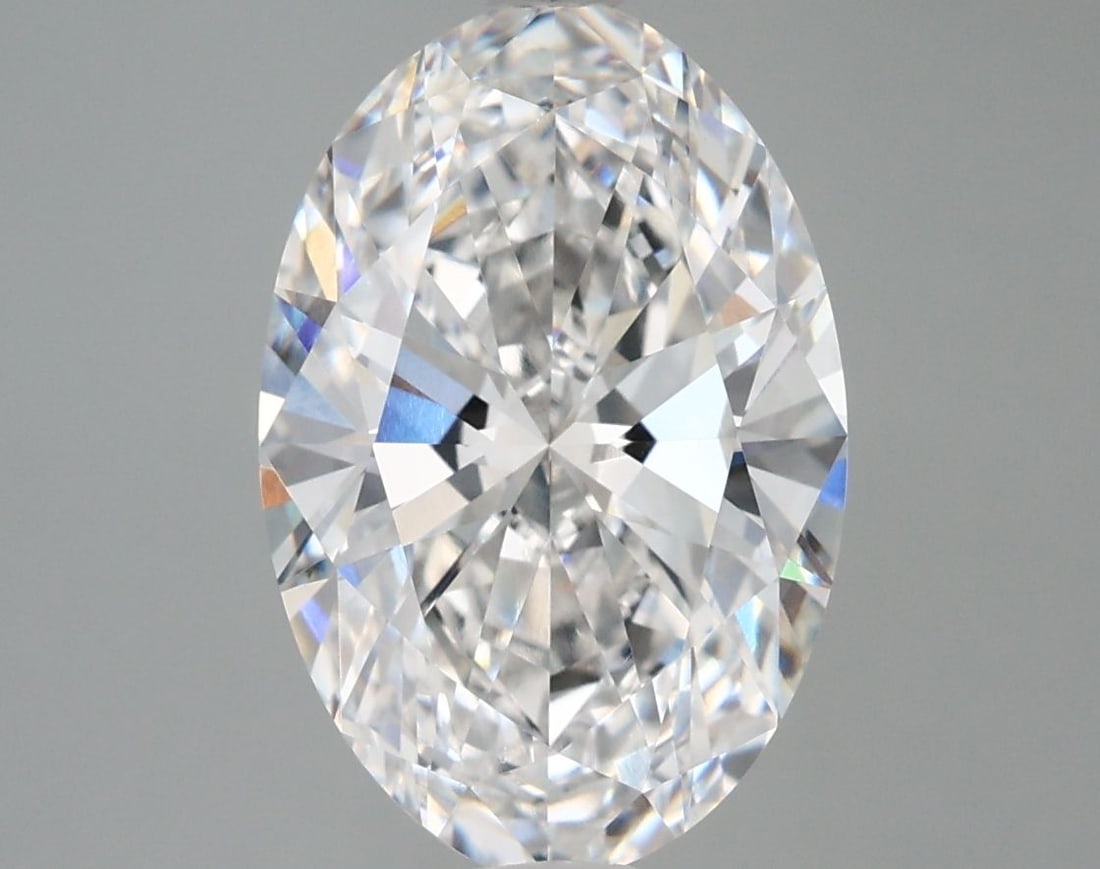 Loose Diamond - OVAL 4.01ct E VVS1: Loose Diamond - OVAL 4.01ct E VVS1 Source: This is a real non-mined Diamond that has been grown in a lab Shape: OVAL Carats: 4.01 Color: E Clarity: VVS1 Certification: IGI Video: