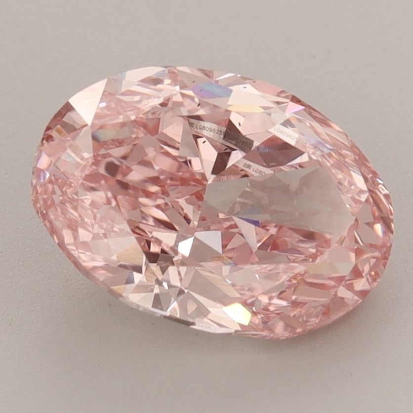 Loose Diamond - OVAL 2.65ct Fancy Vivid Pink VS2: Loose Diamond - OVAL 2.65ct Fancy Vivid Pink VS2 Source: This is a real non-mined Diamond that has been grown in a lab Shape: OVAL Carats: 2.65 Color: Fancy Vivid Pink Certification: IGI Video: