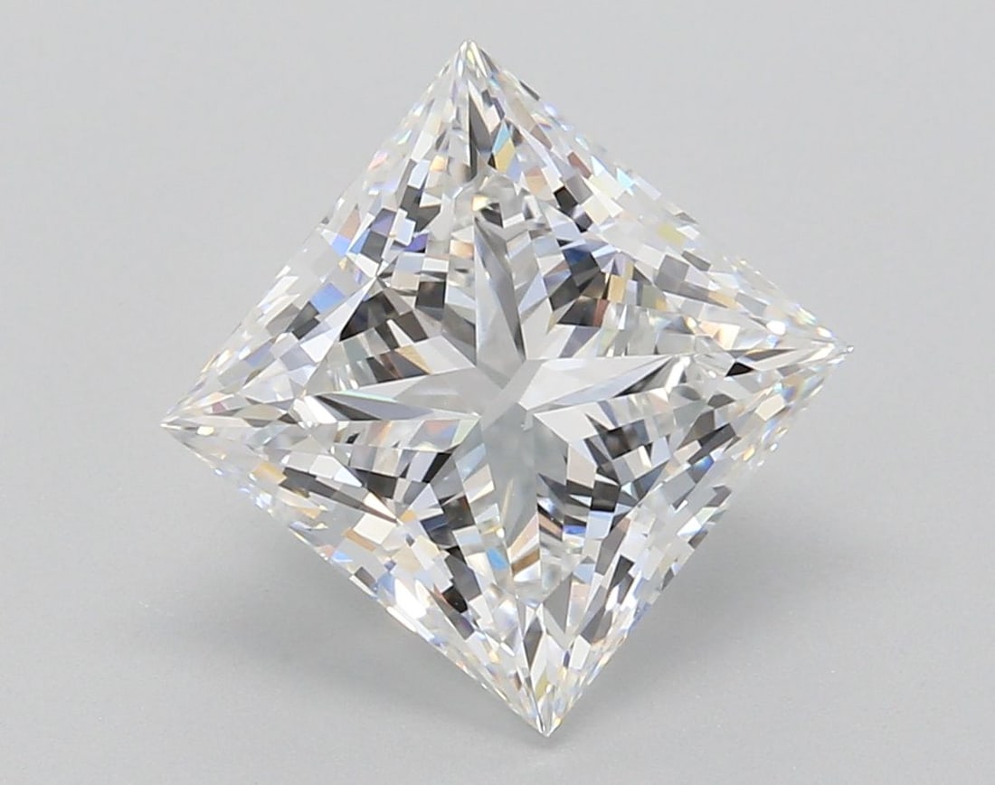 Loose Diamond - PRINCESS 4.08ct E VVS2: Loose Diamond - PRINCESS 4.08ct E VVS2 Source: This is a real non-mined Diamond that has been grown in a lab Shape: PRINCESS Carats: 4.08 Color: E Clarity: VVS2 Certification: IGI Video: