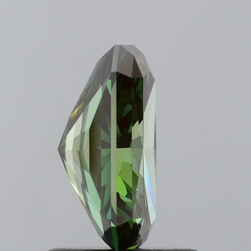Loose Diamond - RADIANT 1.16ct Fancy Deep Green VS1: Loose Diamond - RADIANT 1.16ct Fancy Deep Green VS1 Source: This is a real non-mined Diamond that has been grown in a lab Shape: RADIANT Carats: 1.16 Color: Fancy Deep Green Certification: IGI Video: