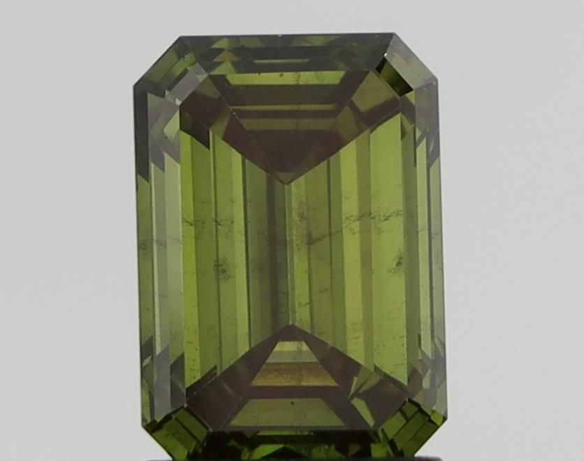 Loose Diamond - EMERALD 2.05ct Fancy Green VS2: Loose Diamond - EMERALD 2.05ct Fancy Green VS2 Source: This is a real non-mined Diamond that has been grown in a lab Shape: EMERALD Carats: 2.05 Color: Fancy Green Certification: NONE Video: