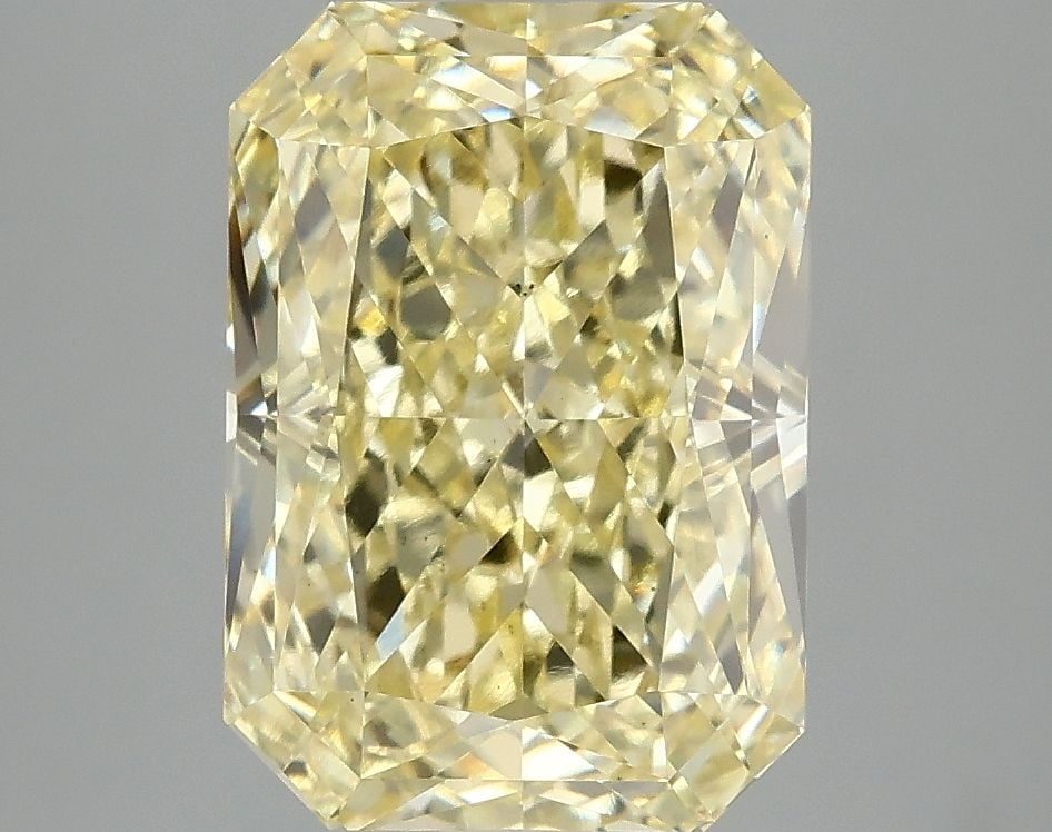 Loose Diamond - RADIANT 4.09ct Fancy Intense Yellow VS1: Loose Diamond - RADIANT 4.09ct Fancy Intense Yellow VS1 Source: This is a real non-mined Diamond that has been grown in a lab Shape: RADIANT Carats: 4.09 Color: Fancy Intense Yellow Certification: IGI