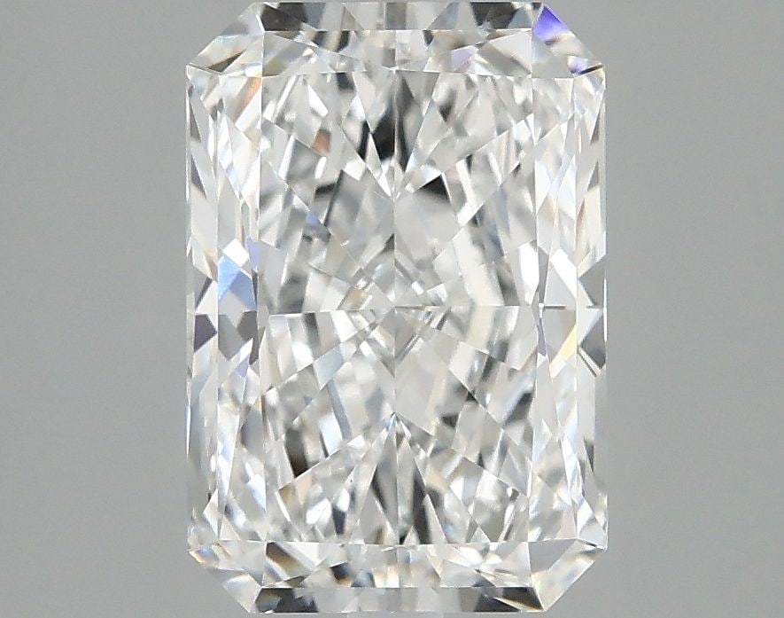 Loose Diamond - RADIANT 2.99ct E VVS2: Loose Diamond - RADIANT 2.99ct E VVS2 Source: This is a real non-mined Diamond that has been grown in a lab Shape: RADIANT Carats: 2.99 Color: E Clarity: VVS2 Certification: IGI Video: Video Link