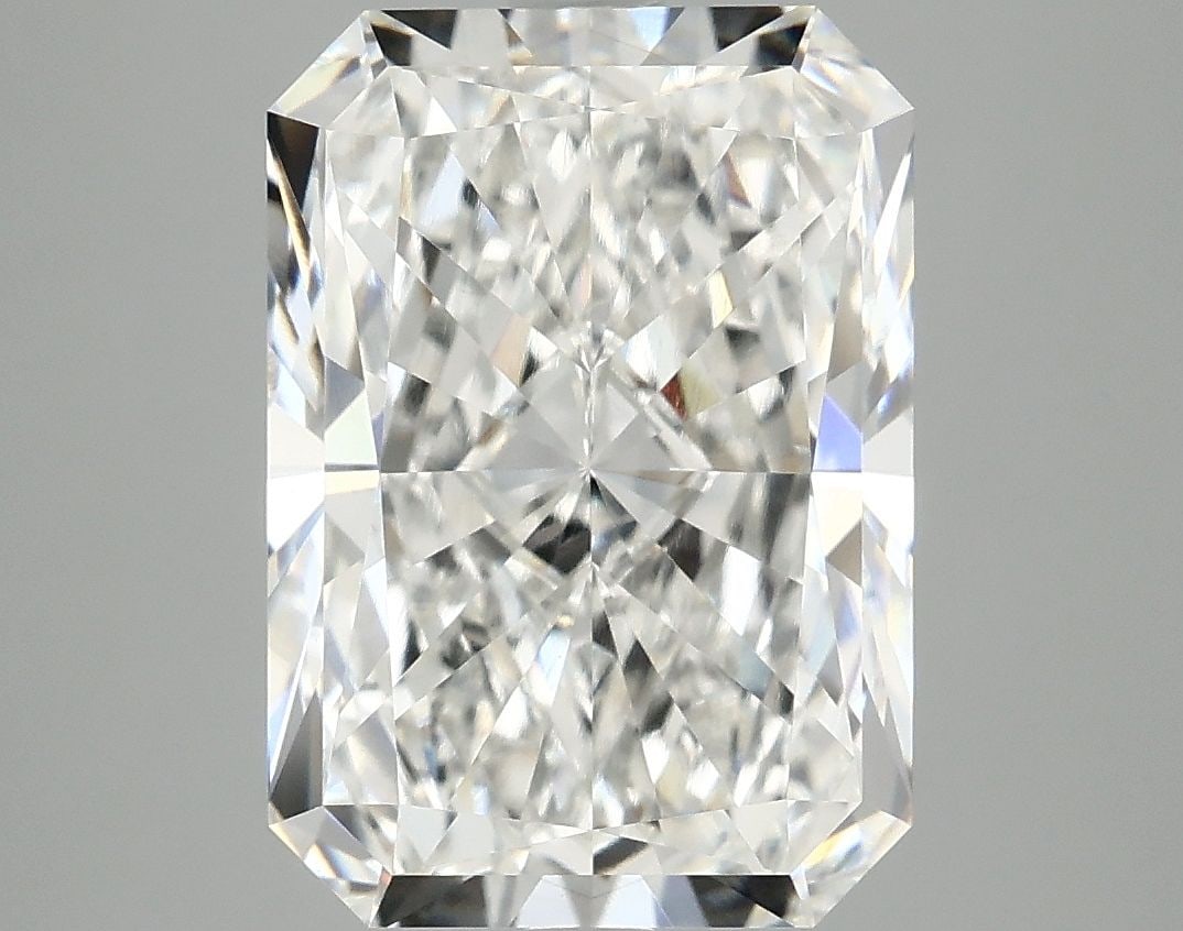 Loose Diamond - RADIANT 5.03ct F VVS2: Loose Diamond - RADIANT 5.03ct F VVS2 Source: This is a real non-mined Diamond that has been grown in a lab Shape: RADIANT Carats: 5.03 Color: F Clarity: VVS2 Certification: IGI Video: