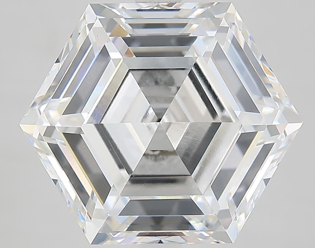 Loose Diamond - HEXAGONAL 8.01ct E VS1: Loose Diamond - HEXAGONAL 8.01ct E VS1 Source: This is a real non-mined Diamond that has been grown in a lab Shape: HEXAGONAL Carats: 8.01 Color: E Clarity: VS1 Certification: IGI Video: Video Link