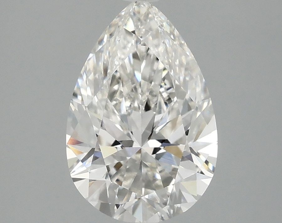 Loose Diamond - PEAR 2.09ct E VVS2: Loose Diamond - PEAR 2.09ct E VVS2 Source: This is a real non-mined Diamond that has been grown in a lab Shape: PEAR Carats: 2.09 Color: E Clarity: VVS2 Certification: IGI Additional images available 