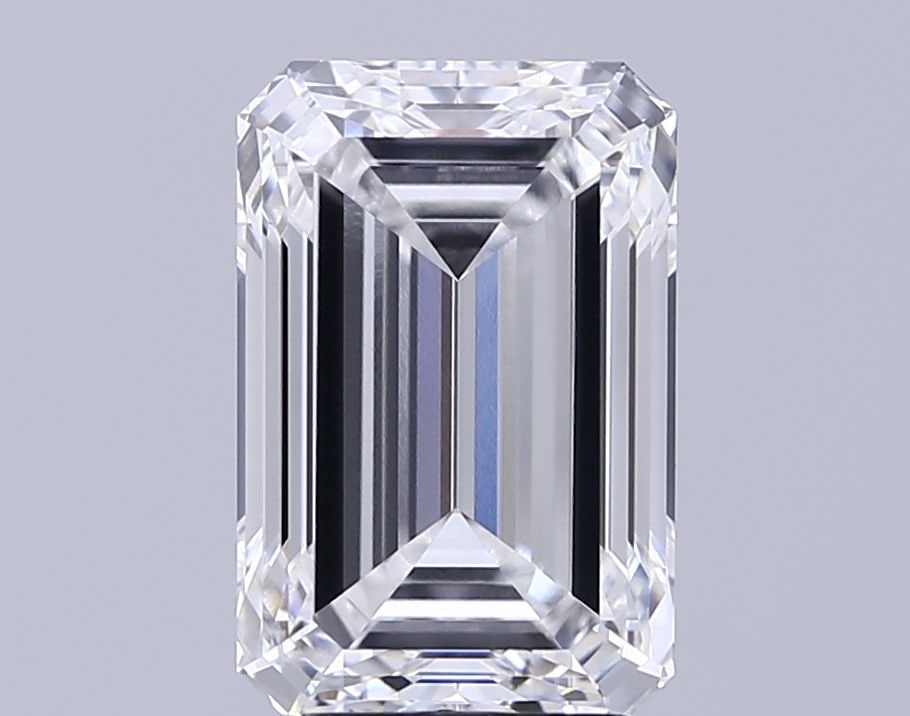 Loose Diamond - EMERALD 5.03ct E VVS2: Loose Diamond - EMERALD 5.03ct E VVS2 Source: This is a real non-mined Diamond that has been grown in a lab Shape: EMERALD Carats: 5.03 Color: E Clarity: VVS2 Certification: IGI Video:
