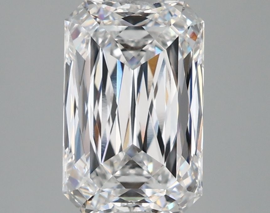 Loose Diamond - RADIANT 3.15ct D VVS1: Loose Diamond - RADIANT 3.15ct D VVS1 Source: This is a real non-mined Diamond that has been grown in a lab Shape: RADIANT Carats: 3.15 Color: D Clarity: VVS1 Certification: IGI Video: