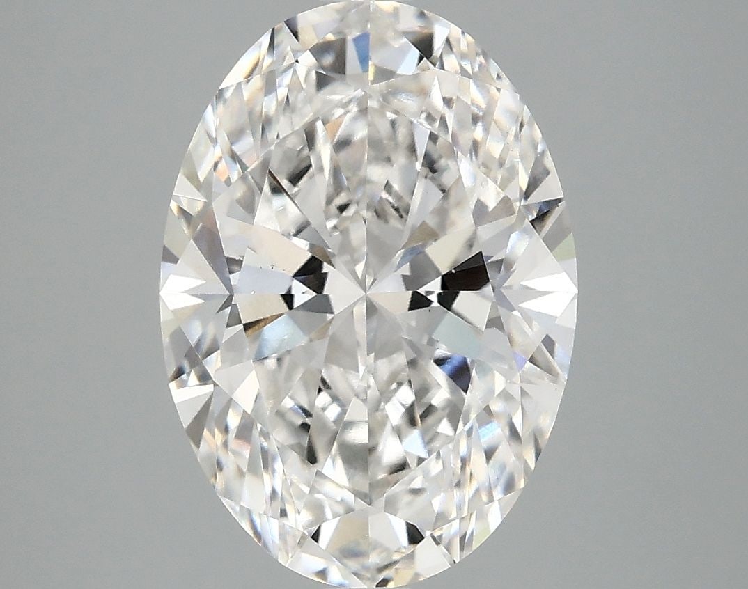 Loose Diamond - OVAL 4.03ct E VS2: Loose Diamond - OVAL 4.03ct E VS2 Source: This is a real non-mined Diamond that has been grown in a lab Shape: OVAL Carats: 4.03 Color: E Clarity: VS2 Certification: IGI Video: