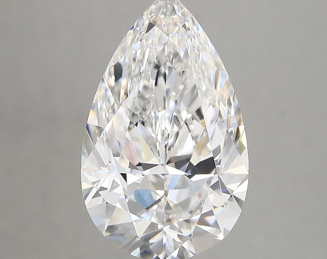 Loose Diamond - PEAR 4.53ct D VS1: Loose Diamond - PEAR 4.53ct D VS1 Source: This is a real non-mined Diamond that has been grown in a lab Shape: PEAR Carats: 4.53 Color: D Clarity: VS1 Certification: IGI Video: