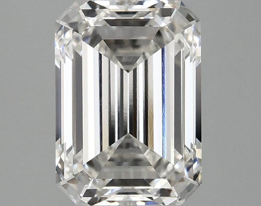 Loose Diamond - EMERALD 3.09ct G VVS2: Loose Diamond - EMERALD 3.09ct G VVS2 Source: This is a real non-mined Diamond that has been grown in a lab Shape: EMERALD Carats: 3.09 Color: G Clarity: VVS2 Certification: IGI Video: Video Link