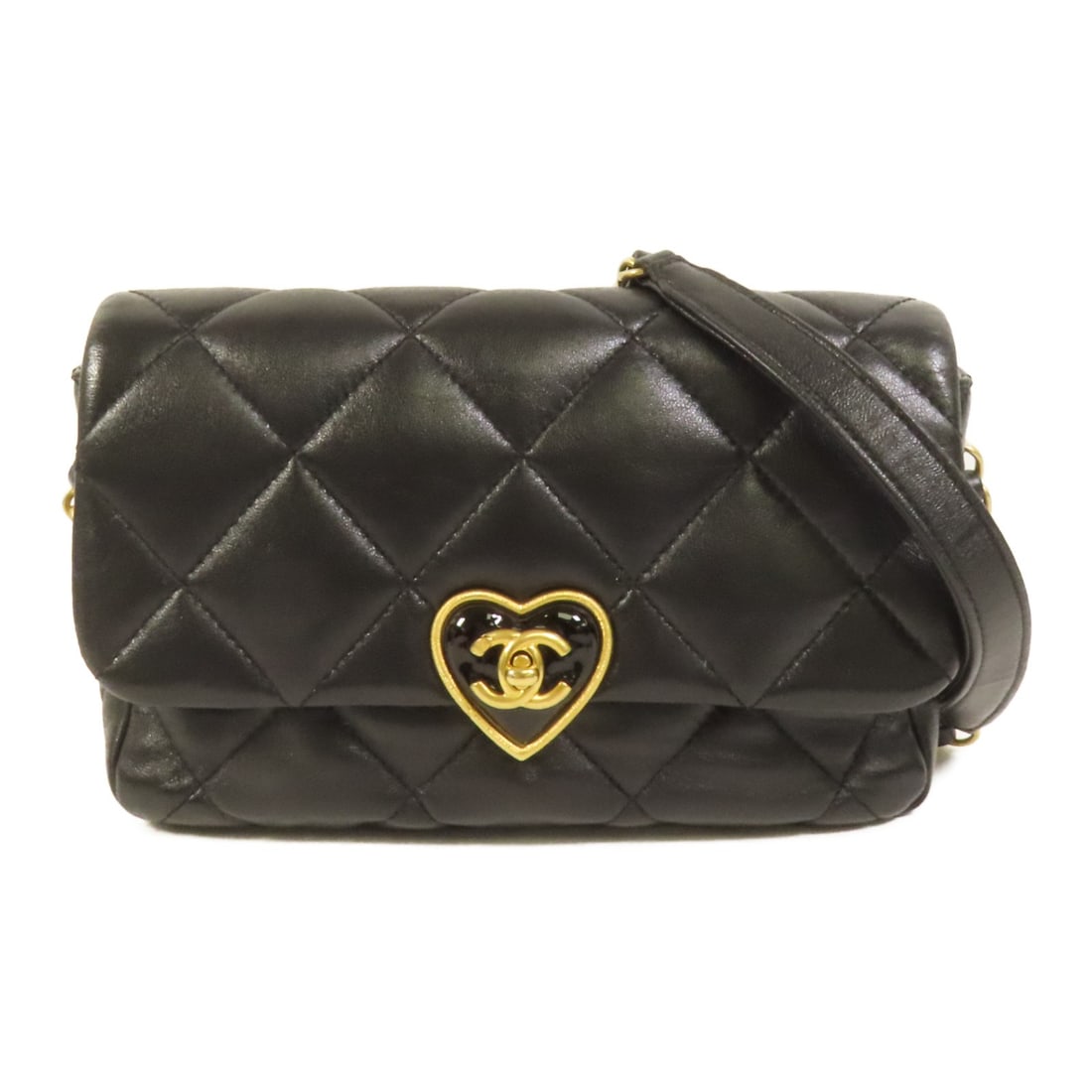 CHANEL CC Lambskin Shoulder Bag Black Chain Strap: CHANEL CC Lambskin Shoulder Bag Black Chain Strap Chanel CC chain shoulder bag in black lambskin leather with a turn-lock closure and chain strap. The bag features one exterior open pocket, one interi