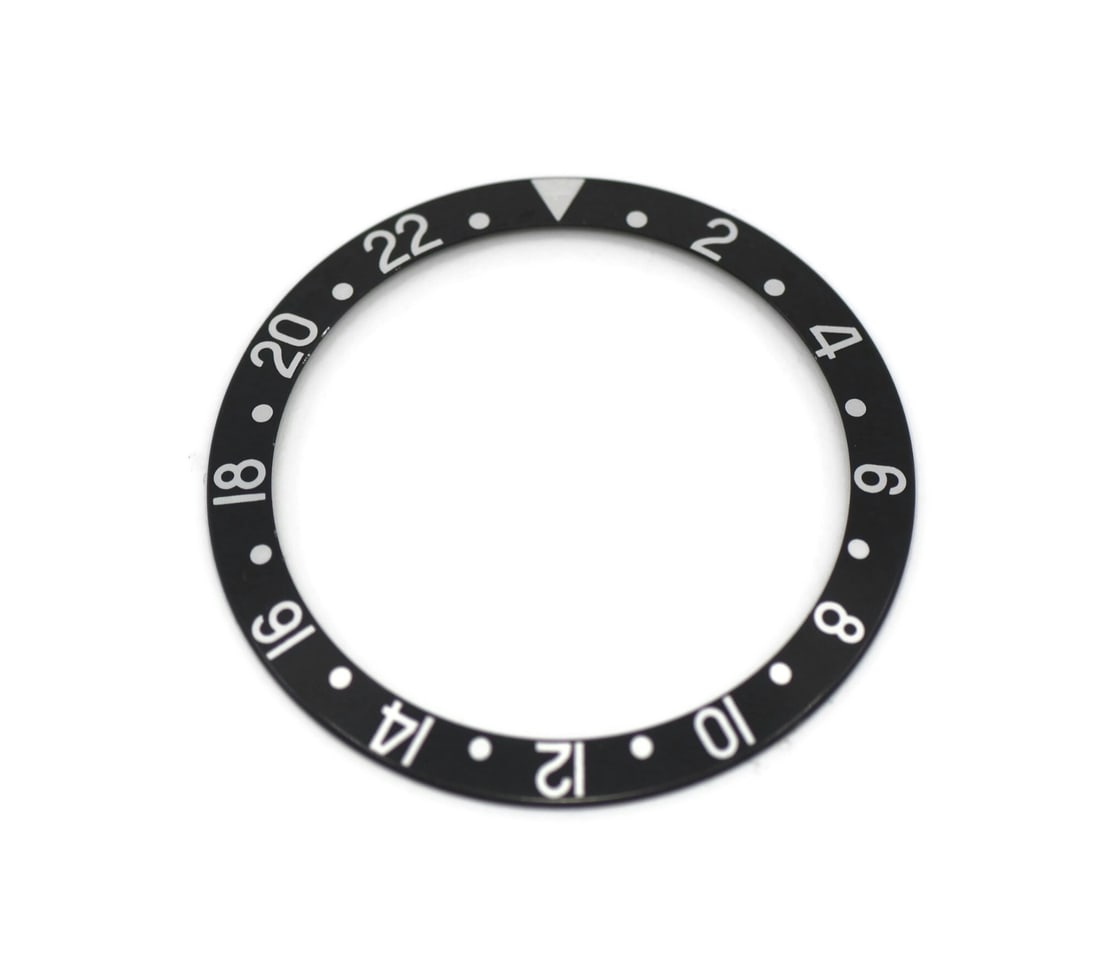 Rolex 16710 GMT-Master bezel insert: Rolex 16710 GMT-Master bezel insert Pre-owned Rolex GMT-Master insert 16710. Made in Switzerland and designed for compatibility with Rolex GMT-Master models. Specifications Brand: Rolex Item Type: Ins