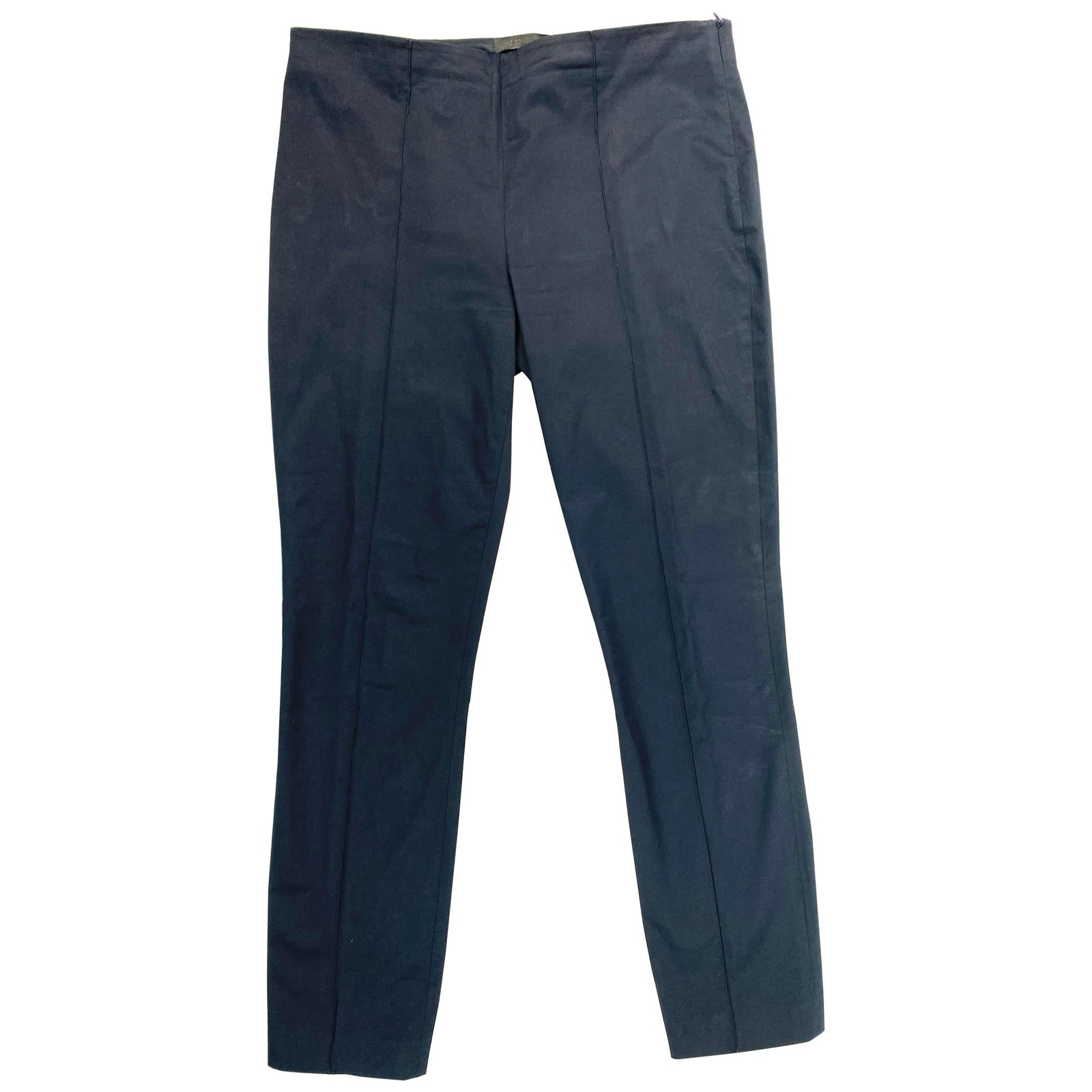 The Row Size 4 Navy Cotton Slim Fit Pants: The Row Size 4 Navy Cotton Slim Fit Pants Navy cotton slim fit pants by The Row, made in the USA. They feature a side zip closure and front full-length stitching detail. Condition is excellent. Specif