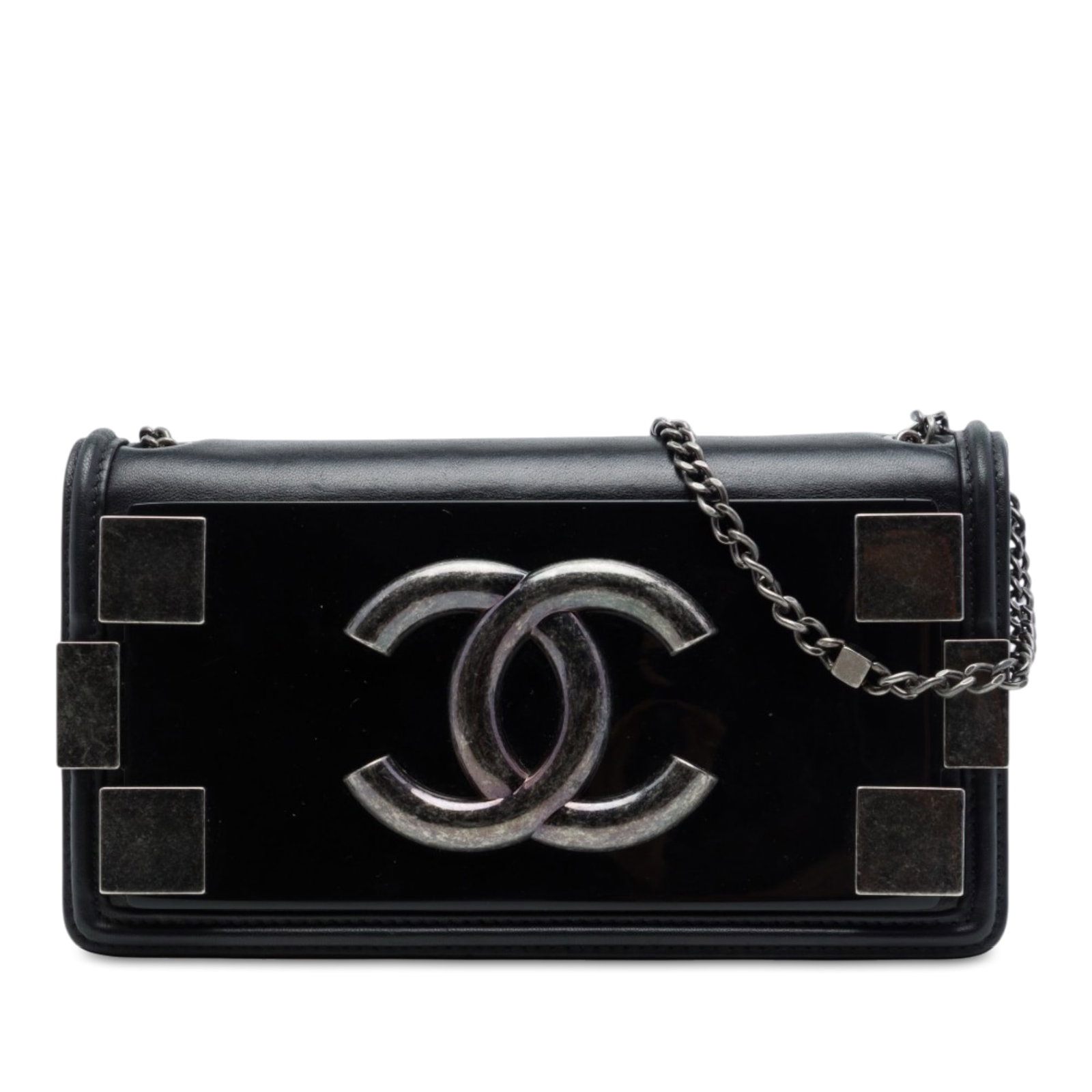 Chanel Boy Brick Horizontal Flap Bag Lambskin Acrylic Black: Chanel Boy Brick Horizontal Flap Bag Lambskin Acrylic Black A Chanel Boy Brick Horizontal Flap bag crafted in lambskin with acrylic details. This bag features a chain strap with a leather guard, a fro