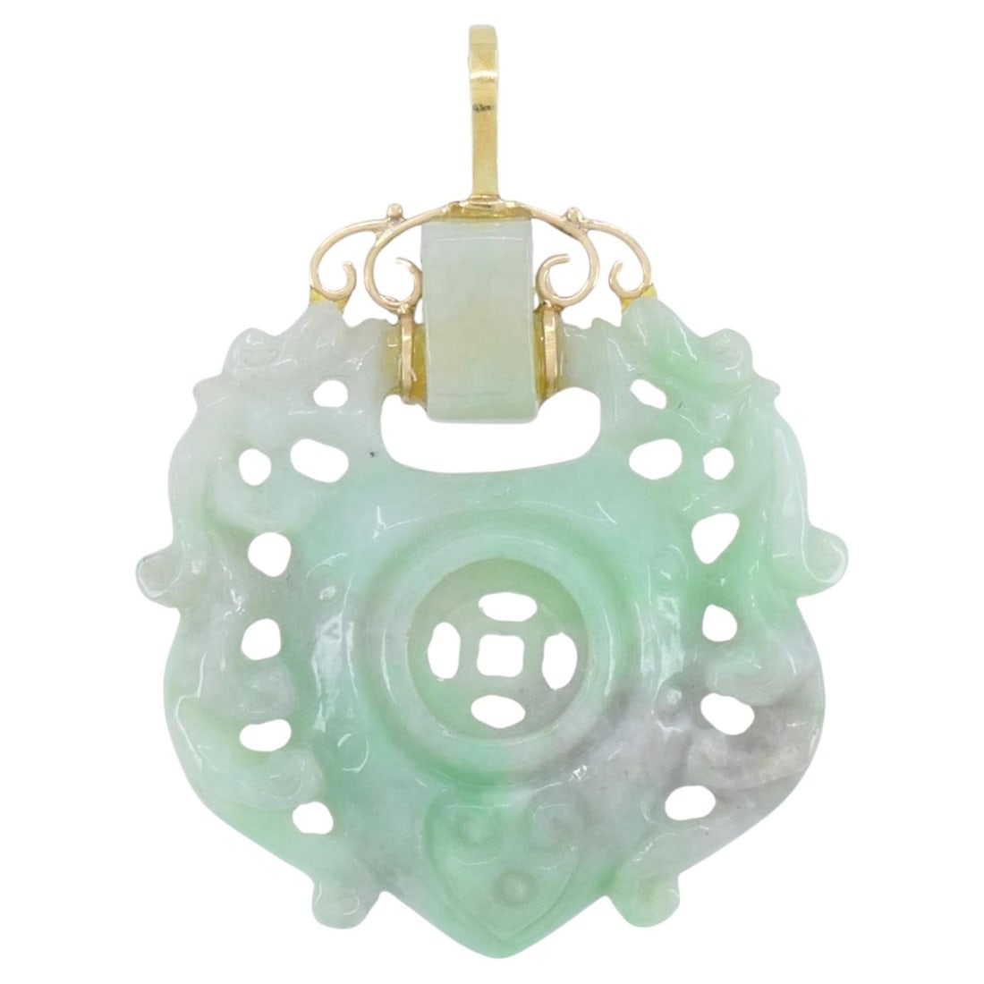 Carved Apple Jade Pendant in 18k Yellow Gold c 1930s 1940s (1 of 9)