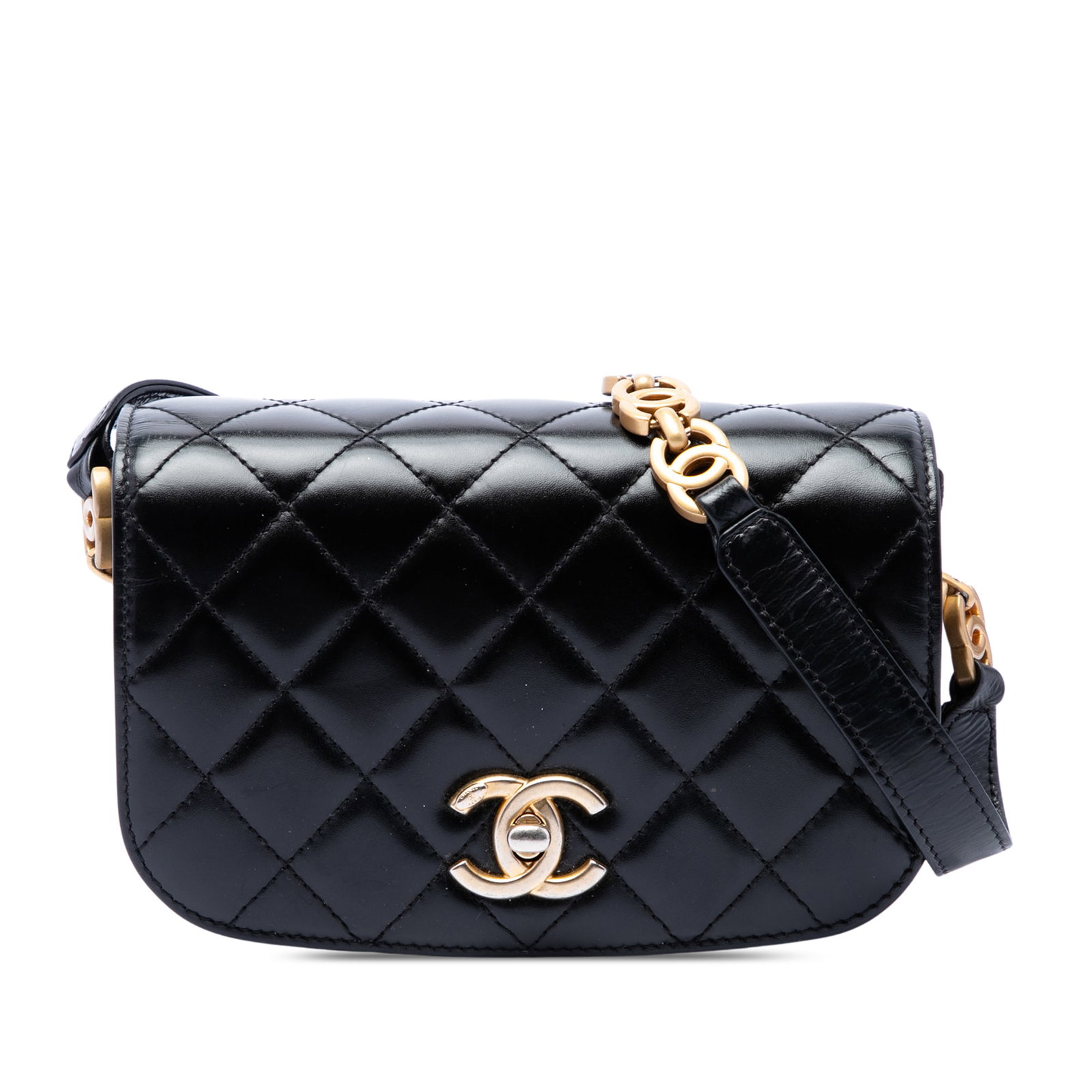 Chanel My Sweet CC Flap Mini crossbody in black calfskin: Chanel My Sweet CC Flap Mini crossbody in black calfskin Chanel Mini My Sweet CC Flap crossbody bag in black shiny calfskin with quilted detailing and suede trim. The design features a flat leather st