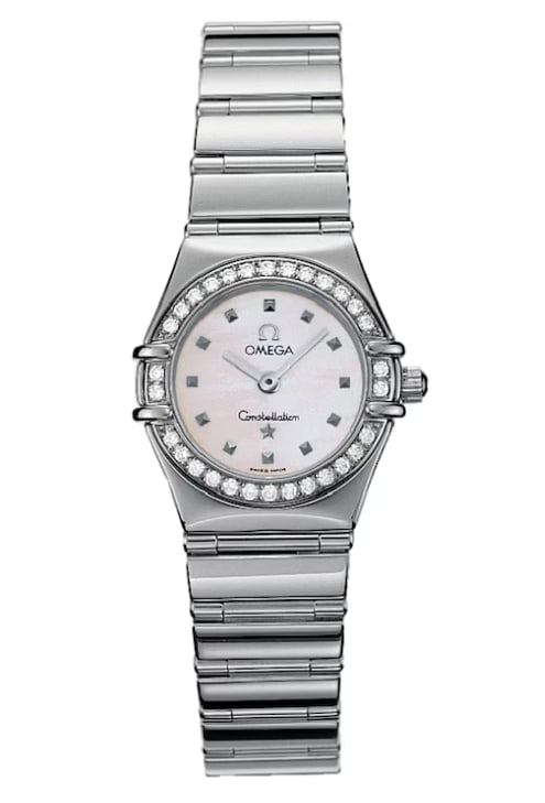 Omega Constellation Ladies Watch Ref. 1465.71.00 White MOP Diamond Bezel: Omega Constellation Ladies Watch Ref. 1465.71.00 White MOP Diamond Bezel Omega Constellation ladies watch featuring a white mother-of-pearl dial, factory diamond bezel, and stainless steel bracelet. I