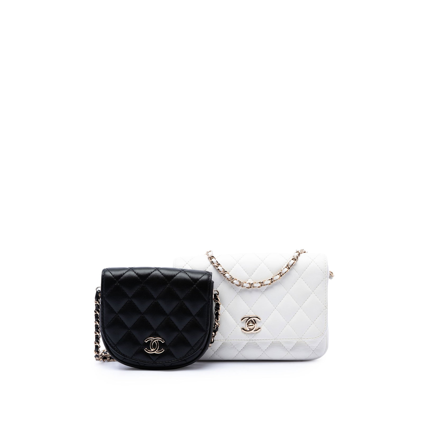 Chanel CC Quilted Lambskin Flap Crossbody Bag White: Chanel CC Quilted Lambskin Flap Crossbody Bag White Chanel CC Quilted Lambskin Side Packs Flap crossbody bag in white quilted lambskin leather. It features a leather-woven chain link strap with a leat