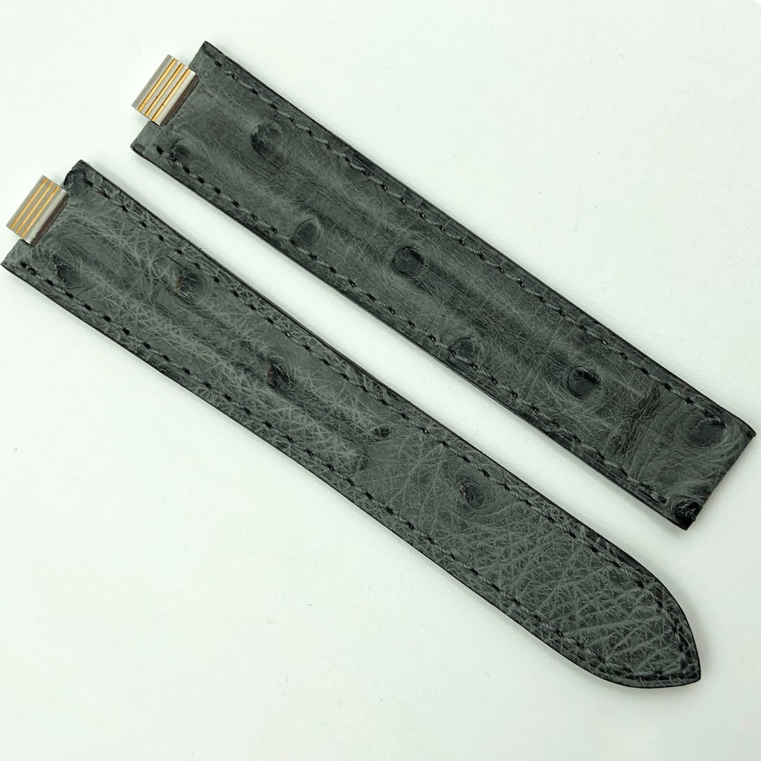 Cartier 8mm Gray Alligator Leather Deployant Strap 5806A20ODHE: Cartier 8mm Gray Alligator Leather Deployant Strap 5806A20ODHE This authentic Cartier wristwatch band is crafted from luxurious gray alligator leather, providing a sophisticated touch to your