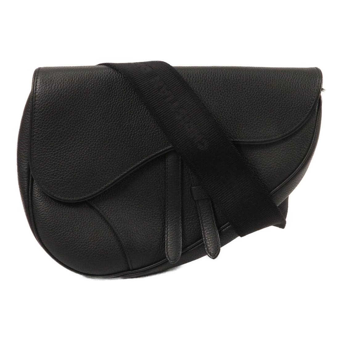 Dior CD Saddle Medium Shoulder Bag in Black Calfskin: Dior CD Saddle Medium Shoulder Bag in Black Calfskin Medium Christian Dior CD Saddle shoulder bag in black calfskin leather. Designed for women, this shoulder bag is made in France and features a magn