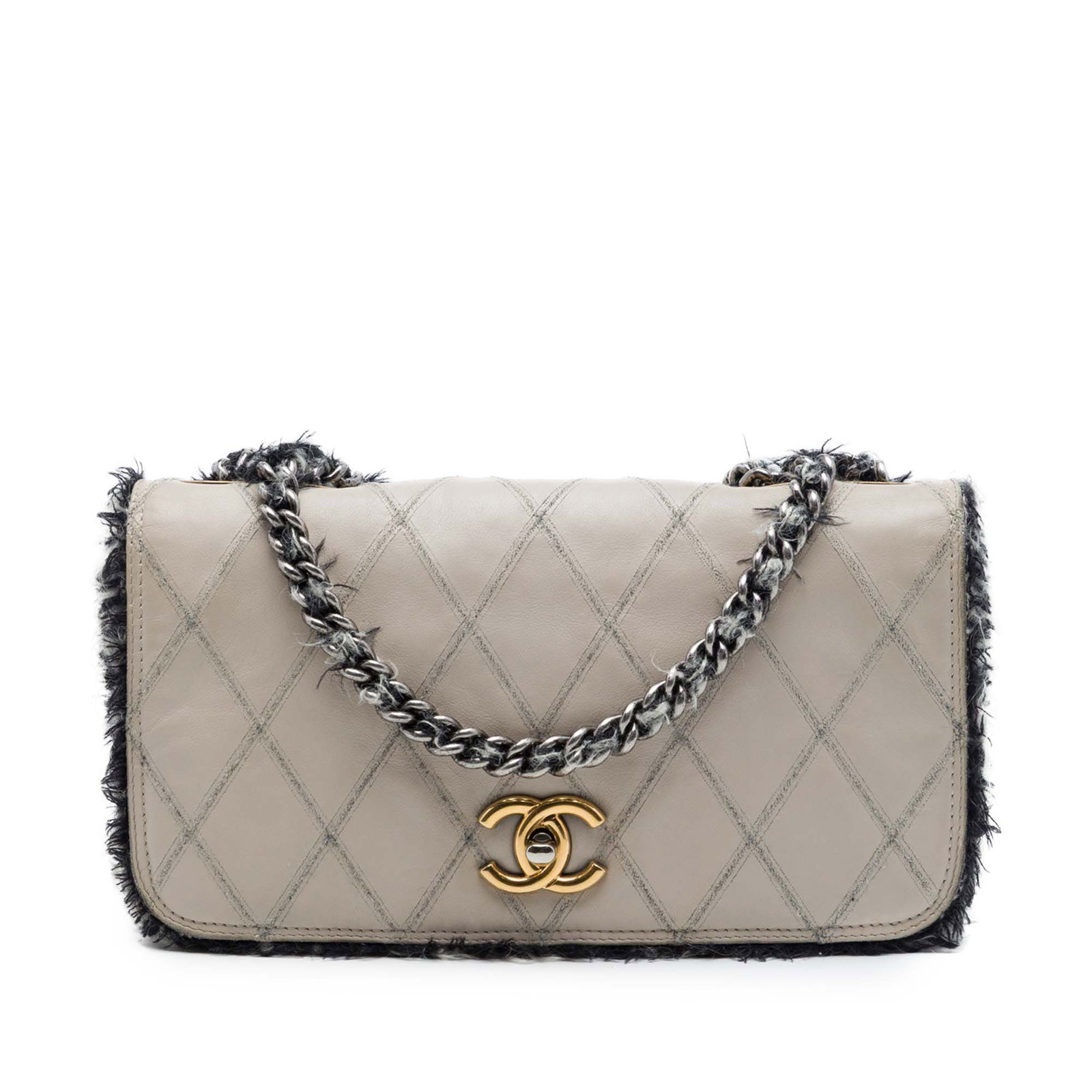 Chanel Tweedy Flap Color shoulder bag in gray quilted lambskin: Chanel Tweedy Flap Color shoulder bag in gray quilted lambskin Chanel CC Quilted Lambskin Tweedy Flap Color shoulder bag crafted with a quilted lambskin leather body and wool border detail. It feature